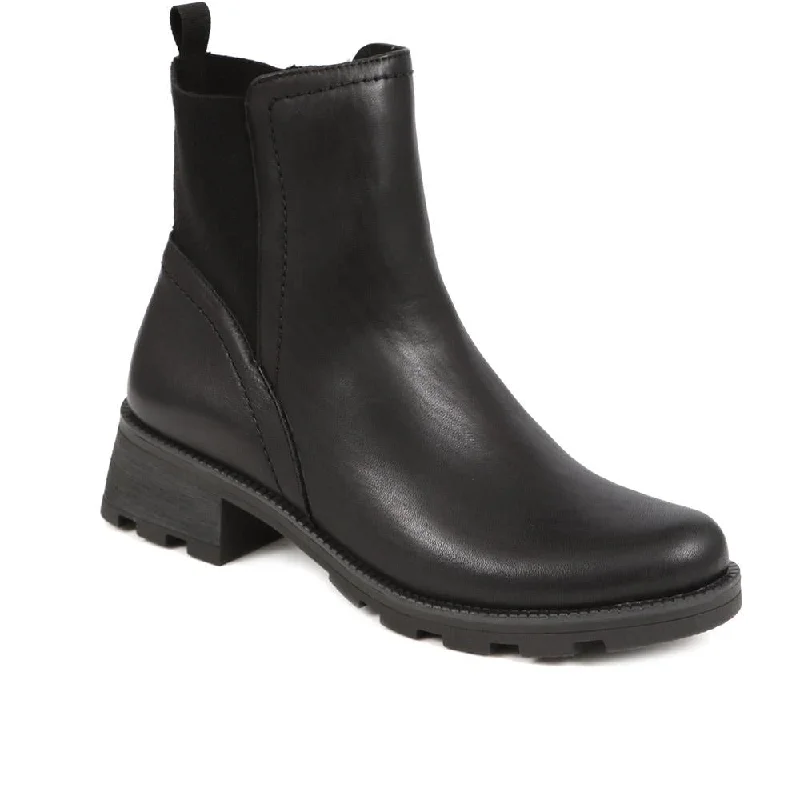 Leather Cleated Sole Chelsea Boots - CAPRI38500 / 325 544